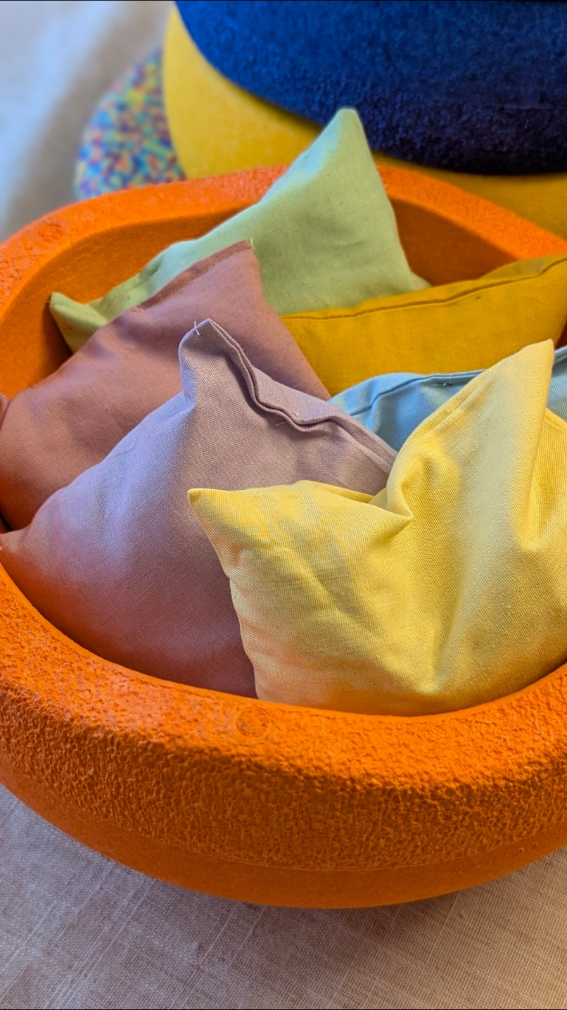 6 Kirchkernkissen in den Stapelstein Farben, Aktivitätsspielzeug, Montessorispielzeug, Wurfspiel, Farbensortierspiel, Motorikspiel